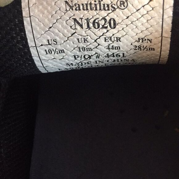 Men’s nautilus steel toe shoes - Picture 13 of 13